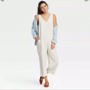 Universal Thread Women’s Linen Jumpsuit New XL